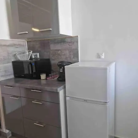 Centre-port Cap D Apartment *